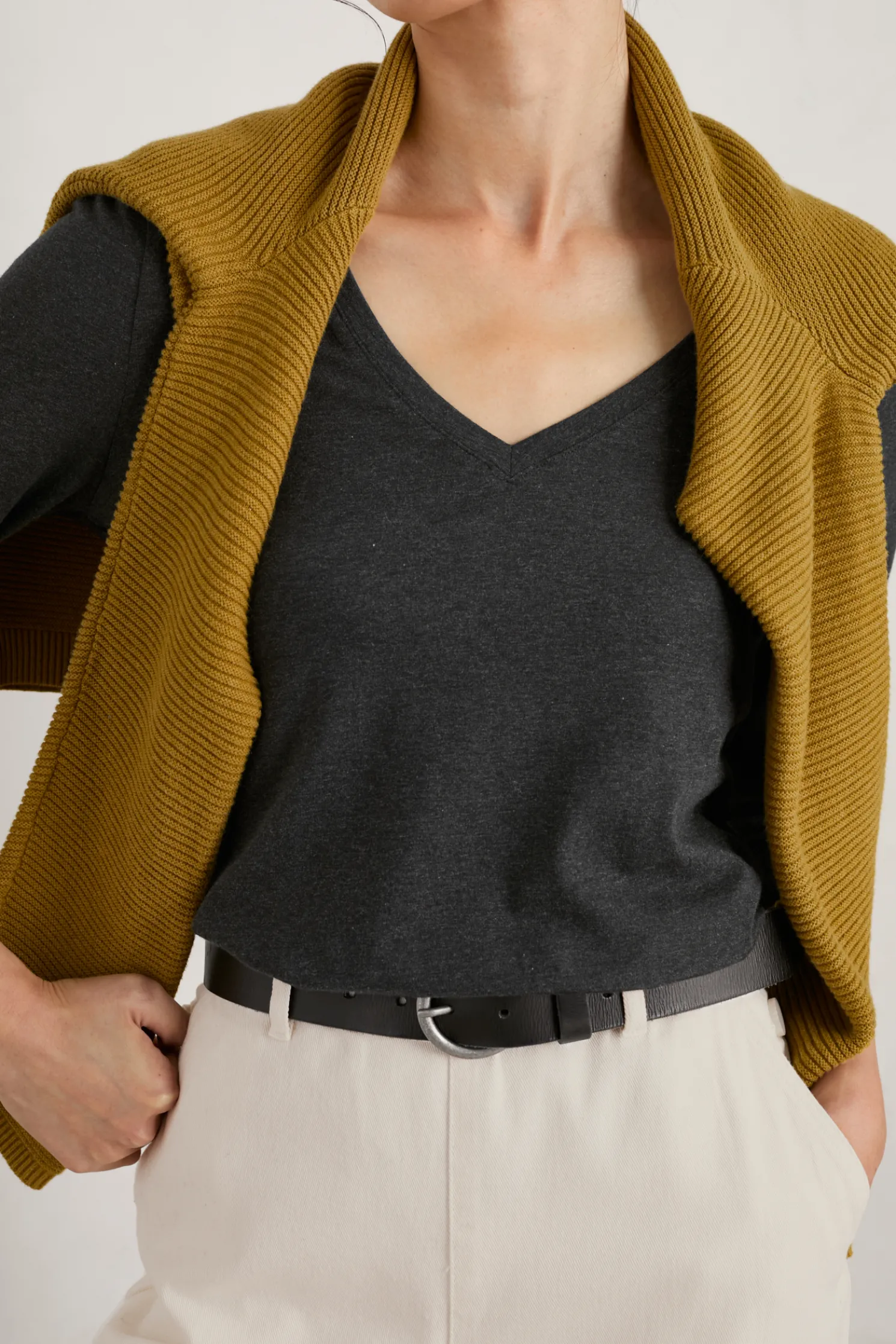 Alighting 3/4 Sleeve V-Neck Jersey Top