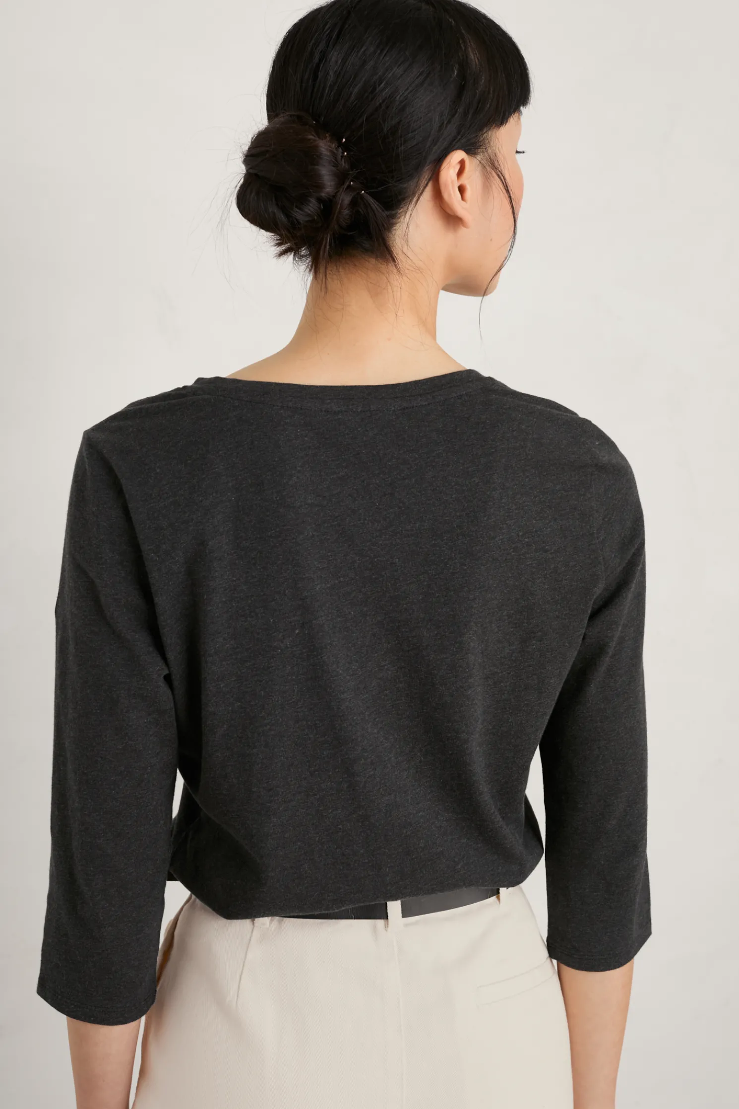 Alighting 3/4 Sleeve V-Neck Jersey Top