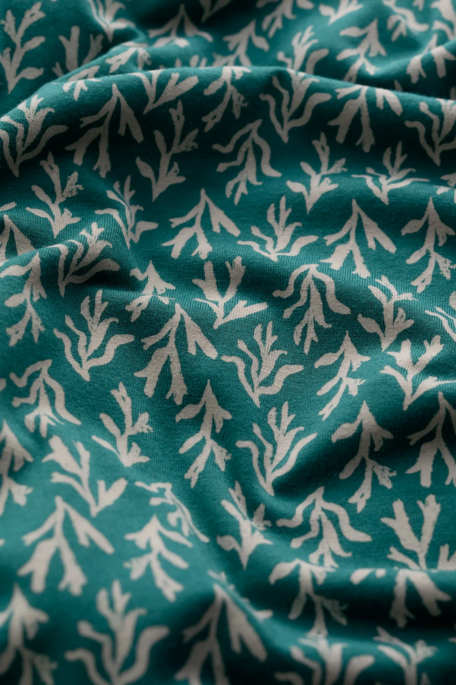 Garlanding Jersey Top