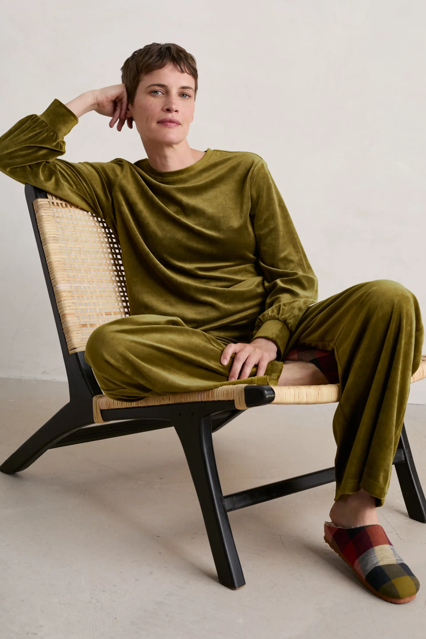 Kowan Velour Sweatshirt