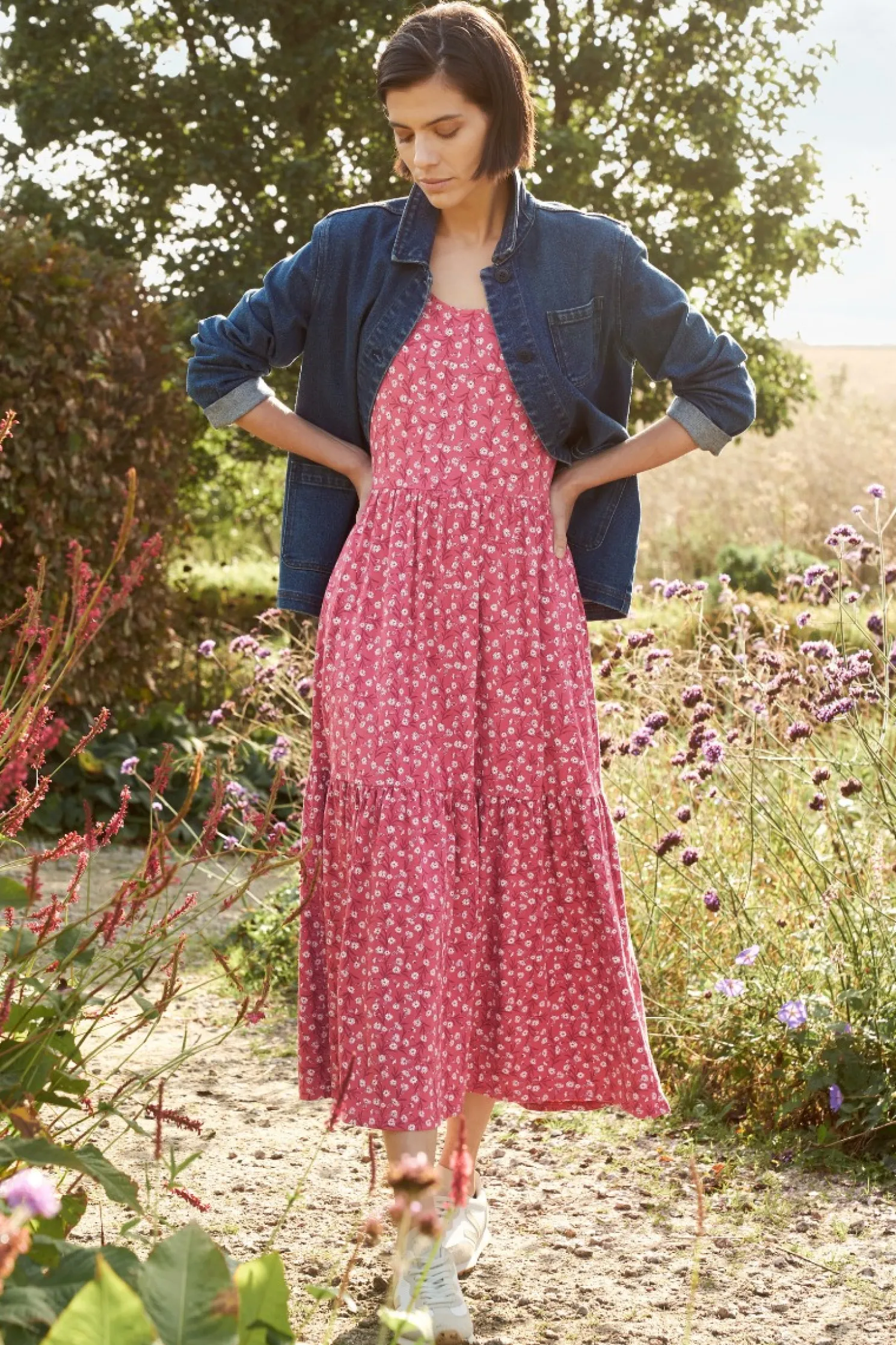 Tor View Short Sleeve Tiered Jersey Dress